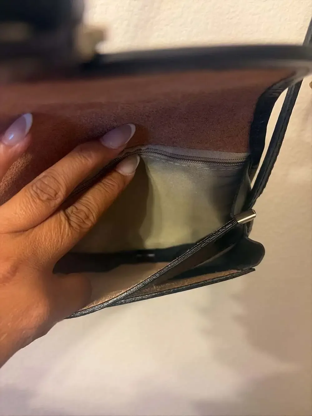 Vera Pelle Made In Italy Black Leather Saddle Crossbody Bag